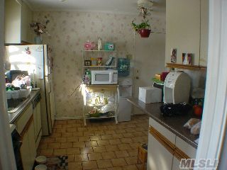 1676441_2.jpg