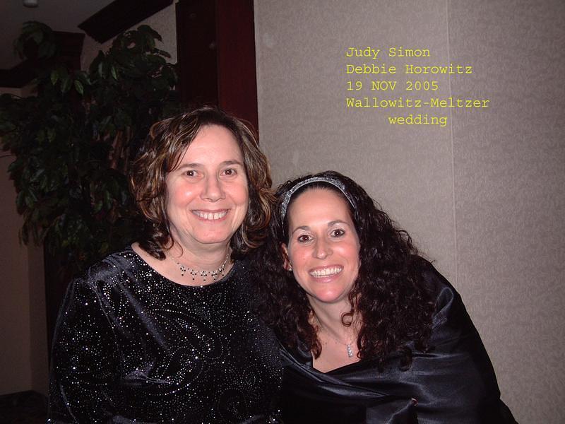 JudySimonDebbieHorowitz19NOV05.jpg