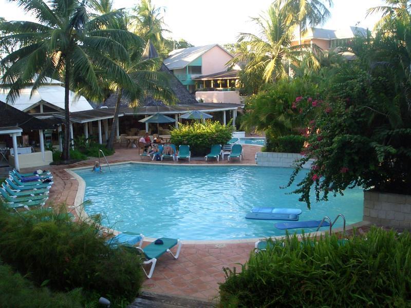 pool from room